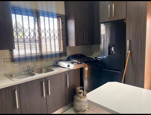 3 BEDROOM HOUSE FOR SALE IN QUEENSTOWN CENTRAL